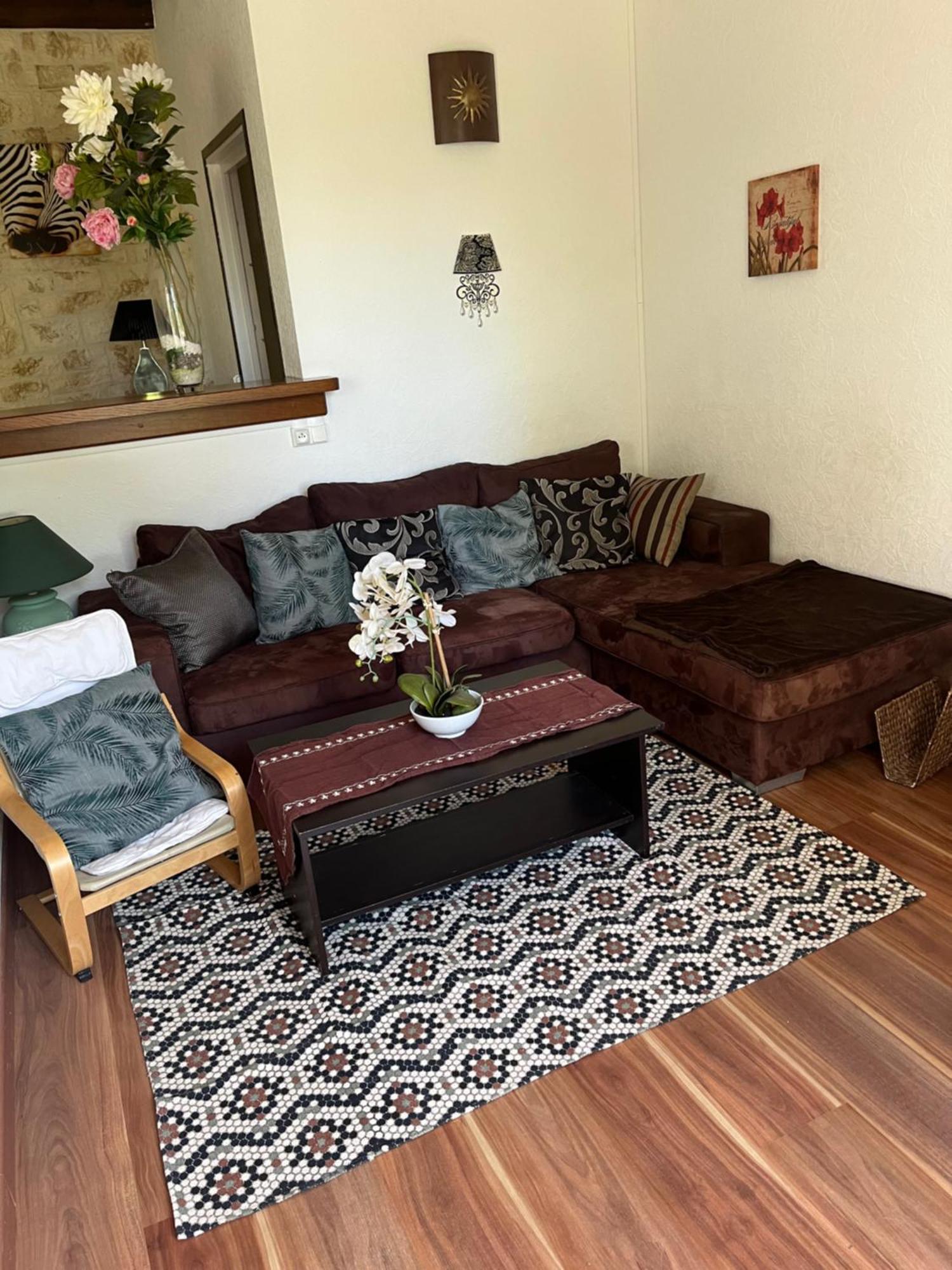 Sencenac-Puy-de-Fourches Charmant Logement Entier A La Campagne מראה חיצוני תמונה
